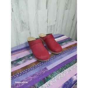 Sven Originals Red Leather Wooden Clogs Size 40 Made In USA